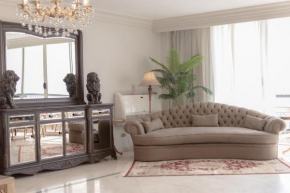 Cairo, Pyramids and Nile River View Luxury Apartment, Maadi Corniche